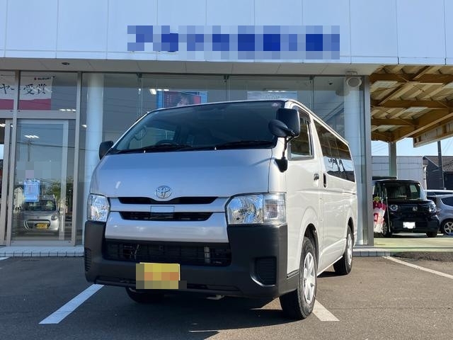 トヨタ ハイエース 小型 バン QDF-GDH206V(86503) 1枚目