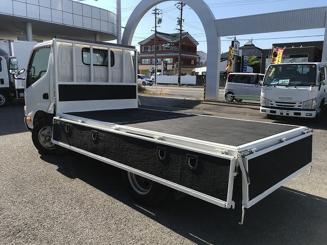 日野 デュトロ 小型 平ボディ SKG-XZU600M(110154) 11枚目