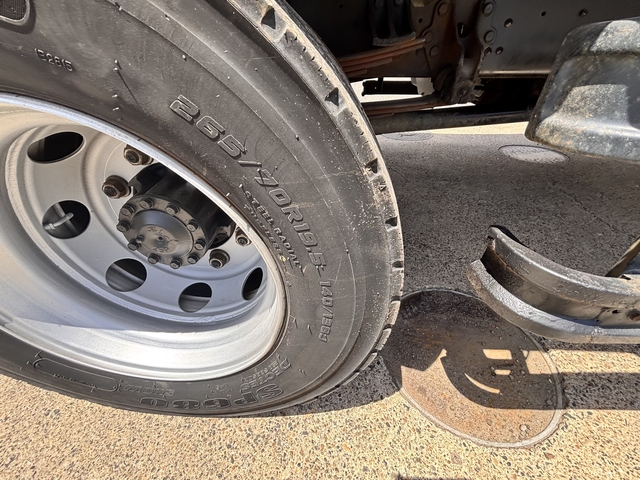 三菱ふそう ファイター 増トン 平ボディ（クレーン付） QKG-FK62FZ(108215) 20枚目