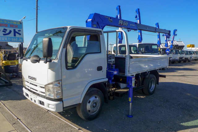 いすゞ エルフ 小型 平ボディ（クレーン付） BKG-NKR85R(100992) 14枚目