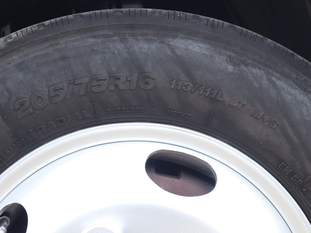 三菱ふそう キャンター 小型 平ボディ 2RG-FBAV0(109218) 22枚目