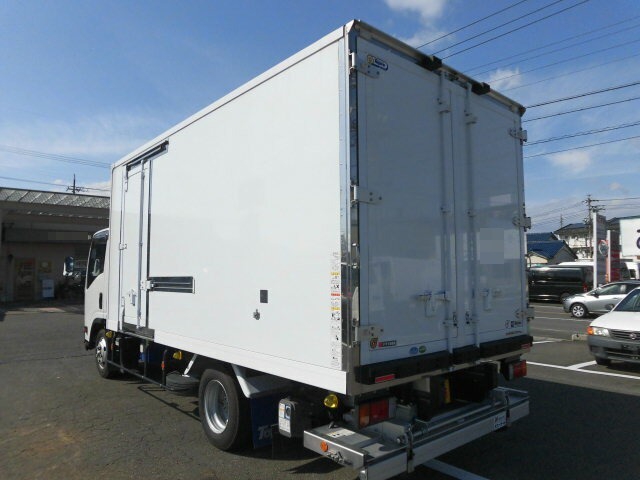 いすゞ エルフ 小型 冷蔵冷凍バン TPG-NPR85AN(7181) 4枚目