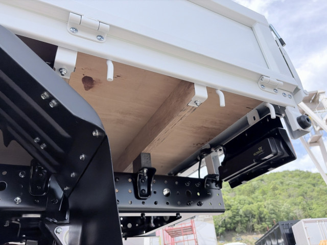 三菱ふそう キャンター 小型 平ボディ 2RG-FBA20(112331) 30枚目