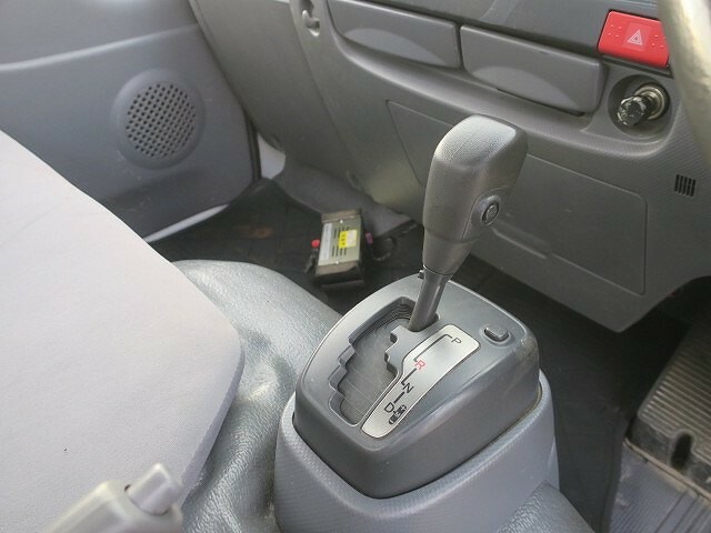 マツダ タイタン 小型 平ボディ TRG-LHR85A(27180) 17枚目