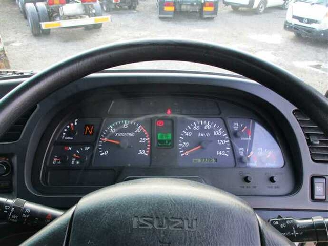いすゞ ギガ 大型 トラクタ QKG-EXY52AJ(39868) 6枚目