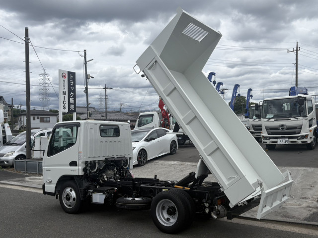 三菱ふそう キャンター 小型 土砂ダンプ 2RG-FBA60(106265) 9枚目