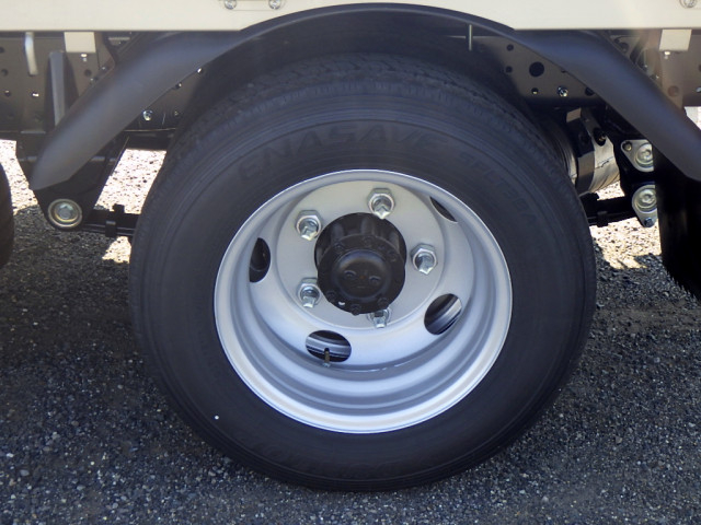 三菱ふそう キャンター 小型 平ボディ 2RG-FBAV0(107588) 41枚目