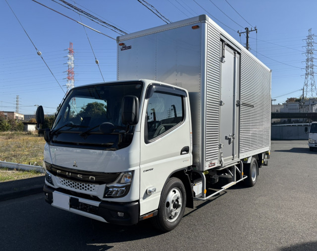 三菱ふそう キャンター 小型 バン 2RG-FEAV0(96852) 1枚目