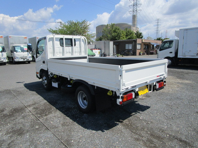 日野 デュトロ 小型 平ボディ 2WG-XZU606M(113730) 3枚目