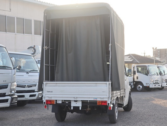 トヨタ タウンエース 小型 平ボディ DBF-S402U(112739) 3枚目