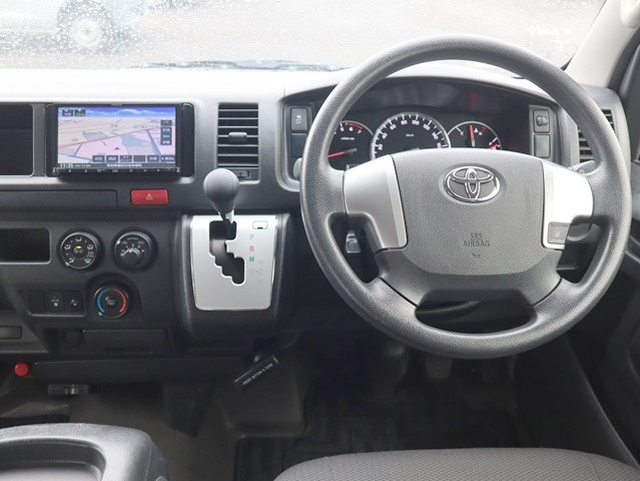 トヨタ ハイエース 小型 バン CBA-TRH214W(109968) 33枚目
