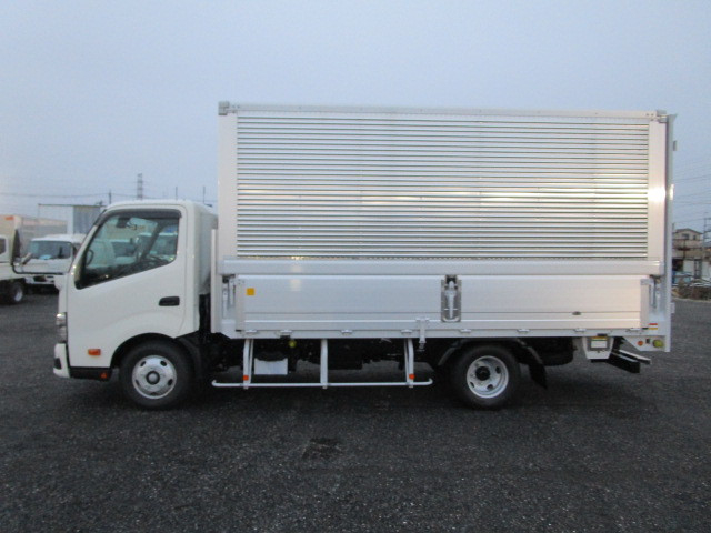 日野 デュトロ 小型 ウィング 2WG-XZU713N(111970) 9枚目