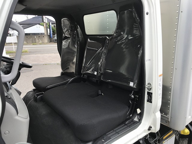 三菱ふそう キャンター 小型 バン TPG-FBA20(109355) 48枚目