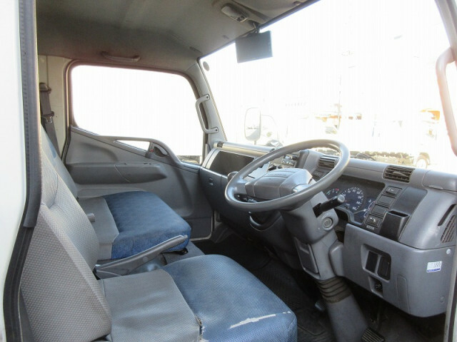 Mitsubishi Fuso canter Small Box body KK-FE82EEV(7720) 38枚目