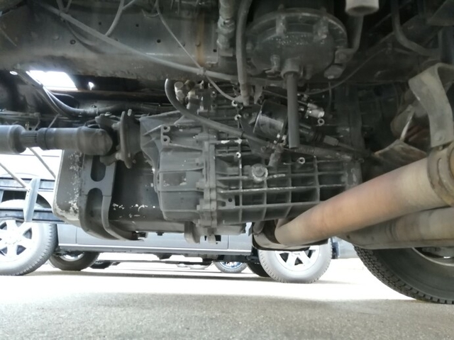 UDトラックス（日産） ビッグサム 大型 トラクタ KL-CK482EAT(5465) 24枚目