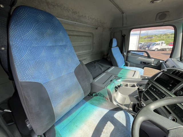 UDトラックス（日産） クオン 大型 Translation missing: ja.item.body_keijou_enum.body_keijou_carrier_other ADG-CG4ZA(94744) 30枚目