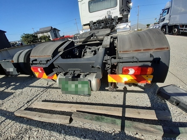 UDトラックス（日産） クオン 大型 トラクタ 2PG-GK5AAB(53908) 6枚目