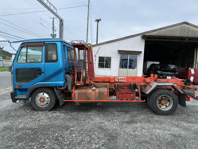 UDトラックス（日産） コンドル 中型 コンテナ専用車 KK-MK252EH(109202) 6枚目