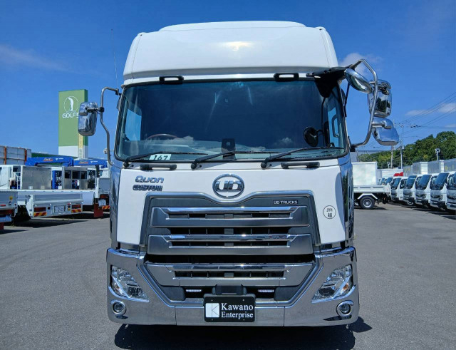 UDトラックス（日産） クオン 大型 ウィング 2PG-CG5CA(109276) 4枚目