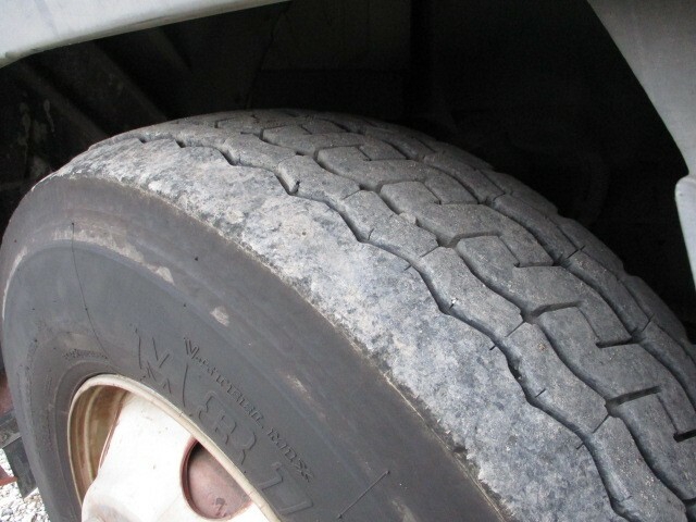 UDトラックス（日産） クオン 大型 ウィング PKG-CD4ZA(8857) 9枚目