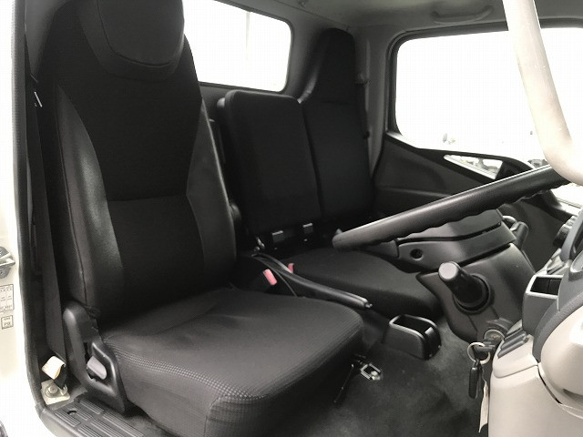 三菱ふそう キャンター 小型 平ボディ TPG-FBA50(110991) 33枚目