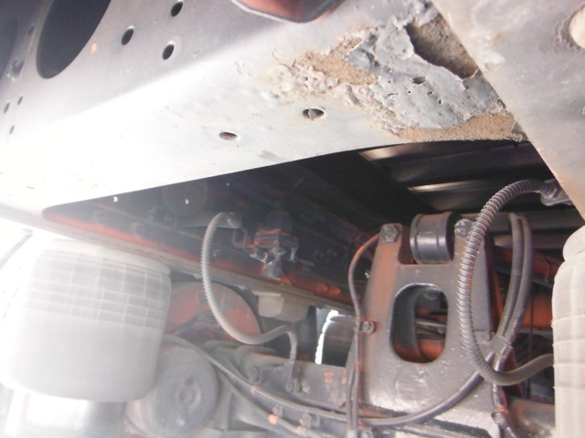 UDトラックス（日産） ビッグサム 大型 冷蔵冷凍バン KL-CD48ZWA(1716) 14枚目