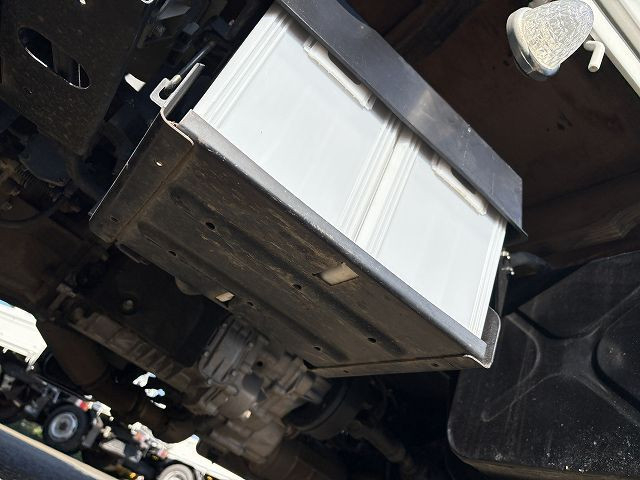 マツダ タイタン 小型 平ボディ 2RG-LKS88A(95481) 19枚目