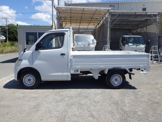 トヨタ ライトエース 小型 平ボディ DBF-S402U(110677) 3枚目