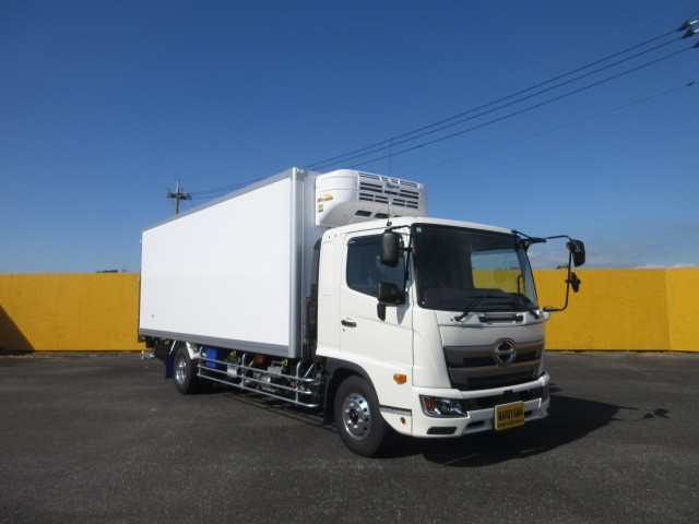 日野 レンジャー 増トン 冷蔵冷凍バン 2KG-GD2ABG(104282) 2枚目