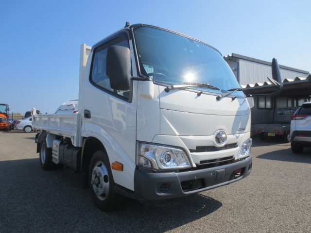 トヨタ ダイナ 小型 土砂ダンプ 2RG-XZC600D(109800) 2枚目