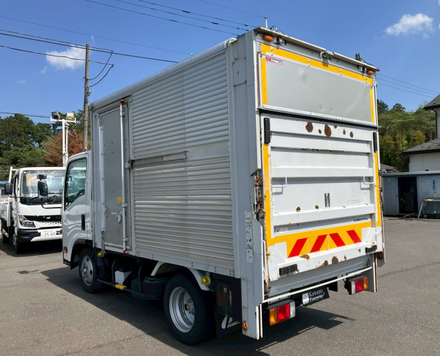 Isuzu elf Small Box body TPG-NMR85AN(105497) 14枚目