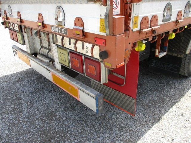 UDトラックス（日産） コンドル 中型 平ボディ（クレーン付） BDG-MK37D(9295) 33枚目