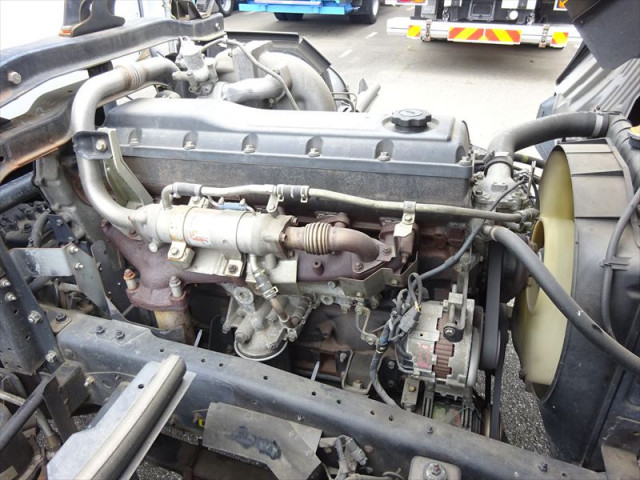 UDトラックス（日産） コンドル 増トン バキュームカー/糞尿車 KL-PK262FZ(109609) 31枚目