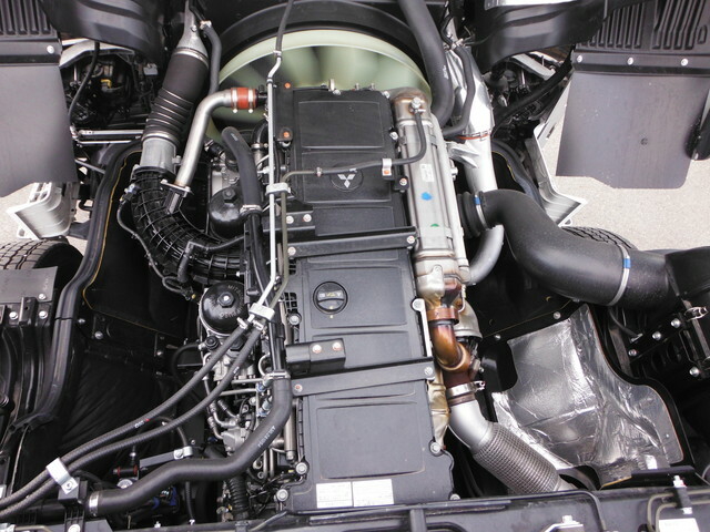 三菱ふそう スーパーグレート 大型 コンテナ専用車 2PG-FV70HY(8689) 10枚目