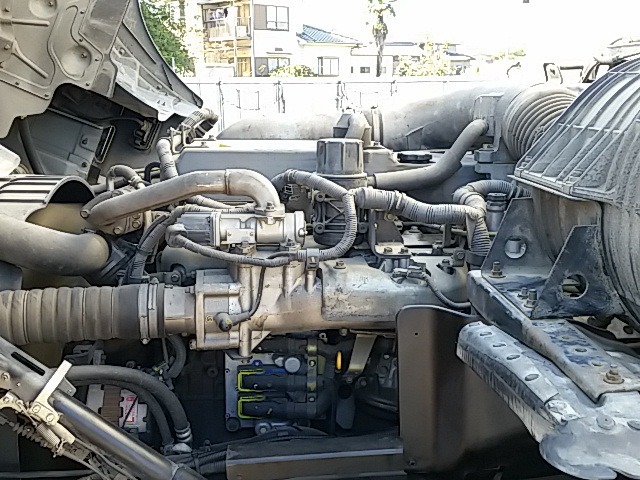 UDトラックス（日産） クオン 大型 ウィング ADG-CG4ZA(8236) 10枚目