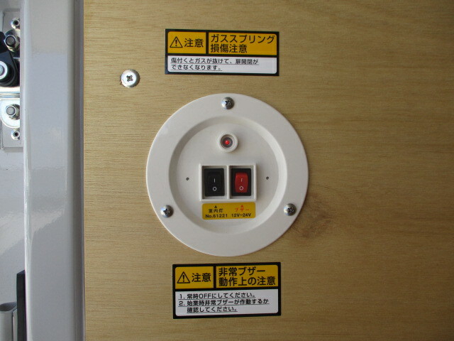 日野 デュトロ 小型 バン 2RG-XZU655M(32440) 43枚目