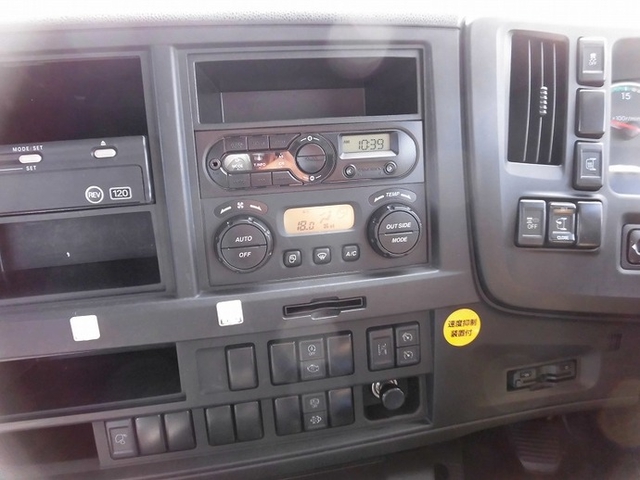 いすゞ ギガ 大型 トラクタ QKG-EXD52BD(7461) 10枚目