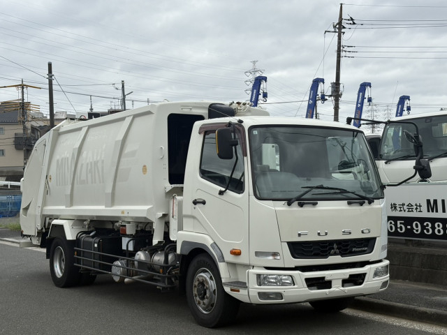 三菱ふそう ファイター 増トン 塵芥車（プレス式） QKG-FK72FZ(112467) 2枚目