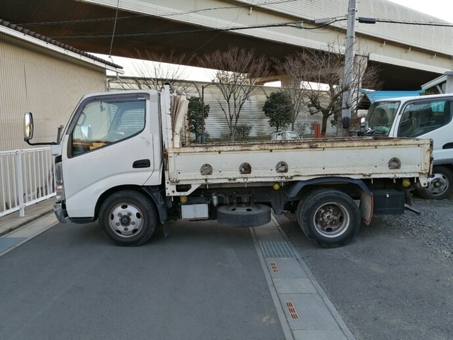 日野 デュトロ 小型 平ボディ KK-XZU301M(5477) 5枚目