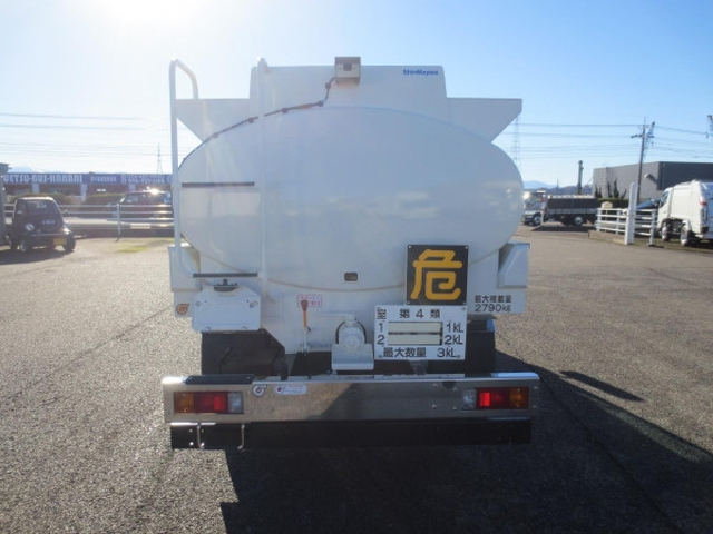 Hino dutro Small Tank truck 2KG-XZU600E(97622) 7枚目