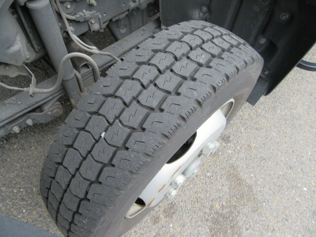 トヨタ ダイナ 小型 バン TKG-XZU710(8373) 11枚目