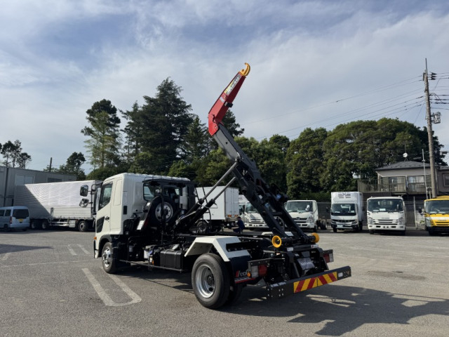 日野 レンジャー 中型 コンテナ専用車 2KG-FD2ABA(106368) 10枚目