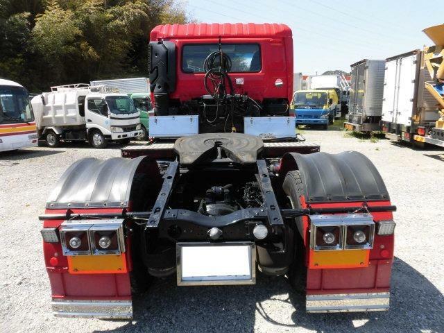 UDトラックス（日産） クオン 大型 トラクタ ADG-GK4XAB(11313) 6枚目