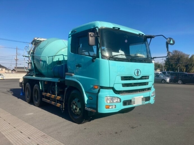 UDトラックス（日産） クオン 大型 ミキサー車 ADG-CW2XL(7829) 6枚目