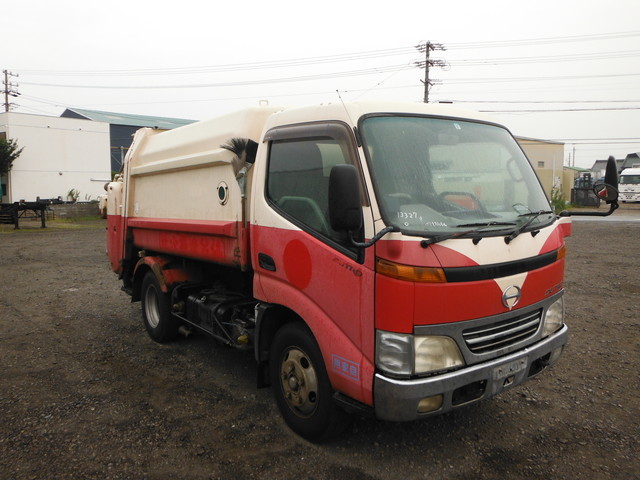 日野 デュトロ 小型 塵芥車（プレス式） KK-XZU302X(2198) 2枚目
