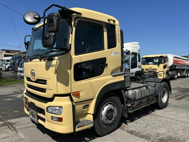 UDトラックス（日産） クオン 大型 トラクタ QPG-GK5XAB(32770) 1枚目