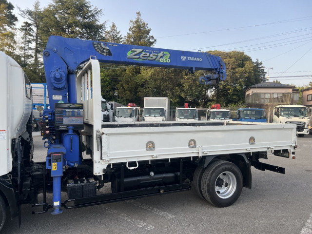 トヨタ ダイナ 小型 平ボディ（クレーン付） 2RG-XZU710(105393) 8枚目