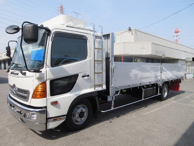 日野 レンジャー 中型 平ボディ ADG-FD8JLWA(9030) 1枚目