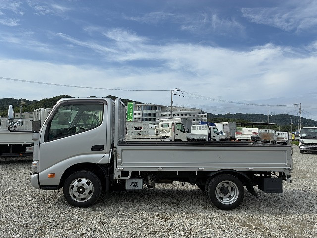 トヨタ ダイナ 小型 平ボディ 2PG-GDY281(107727) 4枚目