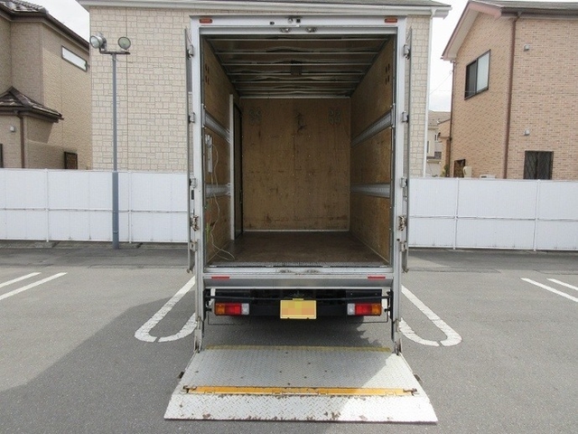 トヨタ トヨエース 小型 バン TKG-XZU605(6601) 8枚目